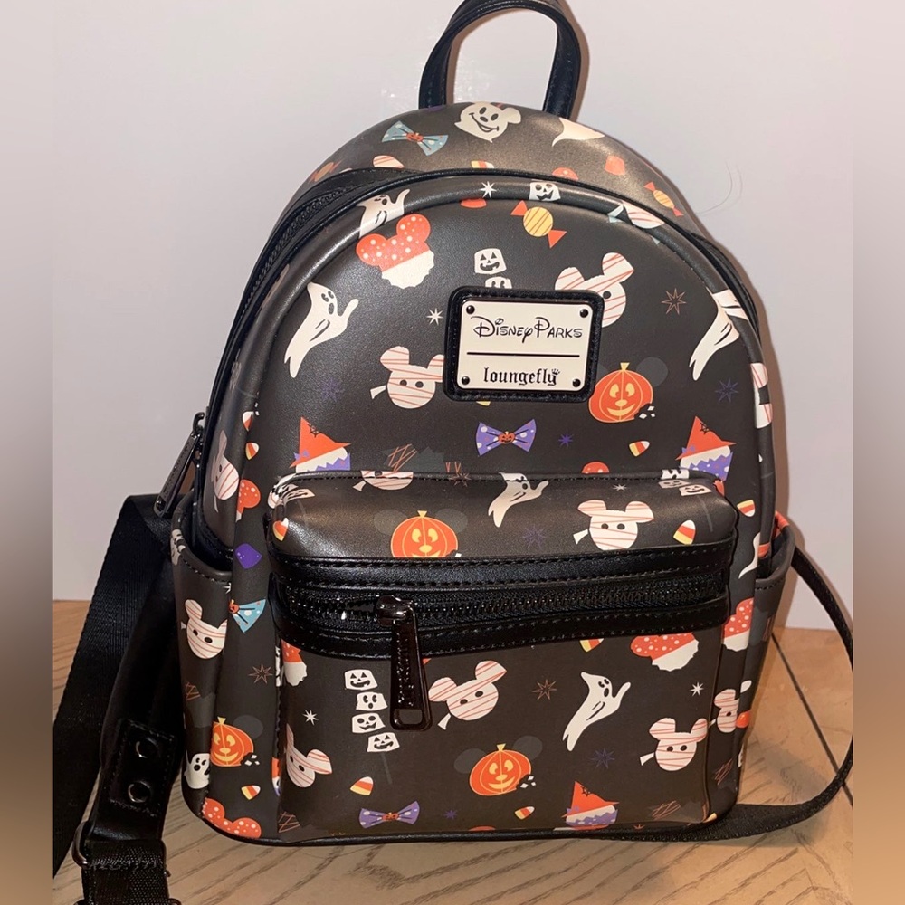 2020 AOP Halloween loungefly- used once! Great condition